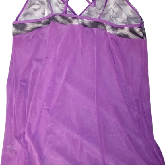 Lingerie - Picture 2 of 2